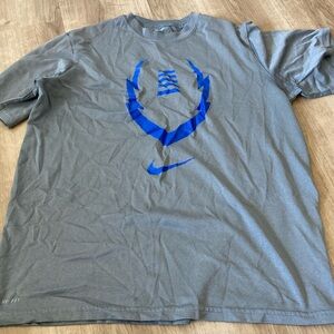 Kids XL Nike t-shirt